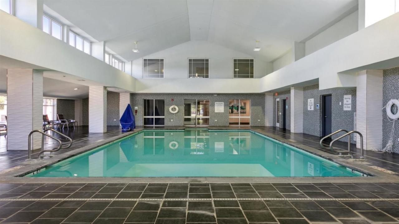 Holiday Inn Express Williamsburg North By Ihg Norge Exteriör bild