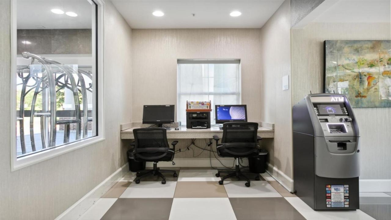 Holiday Inn Express Williamsburg North By Ihg Norge Exteriör bild