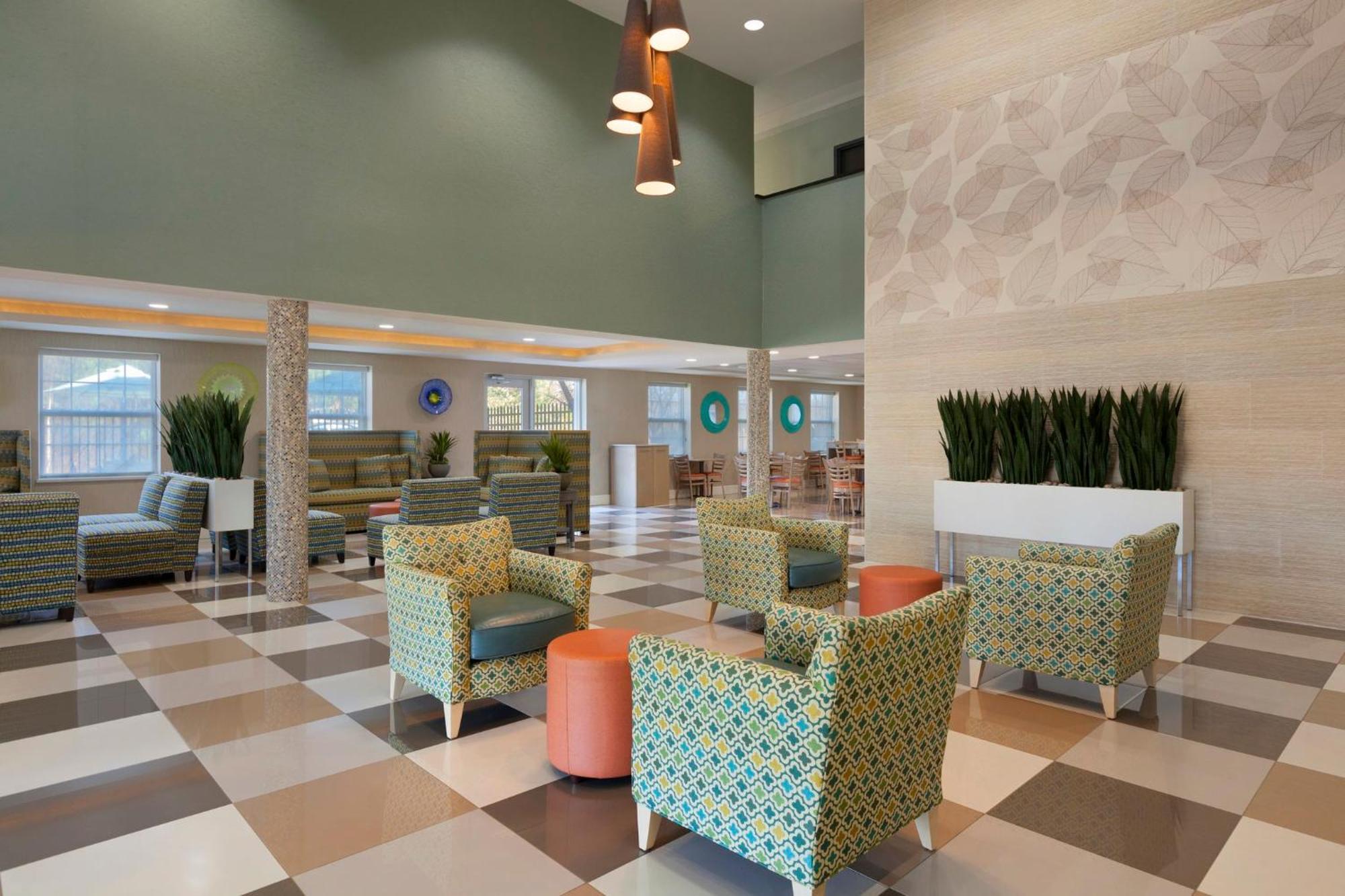 Holiday Inn Express Williamsburg North By Ihg Norge Exteriör bild